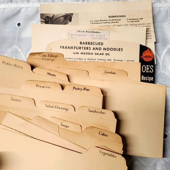 VTG Recipe Tin + Recipes Ohio Art USA Yellow Daisy Flower Bake Kitchen Storage - Picture 16 of 16